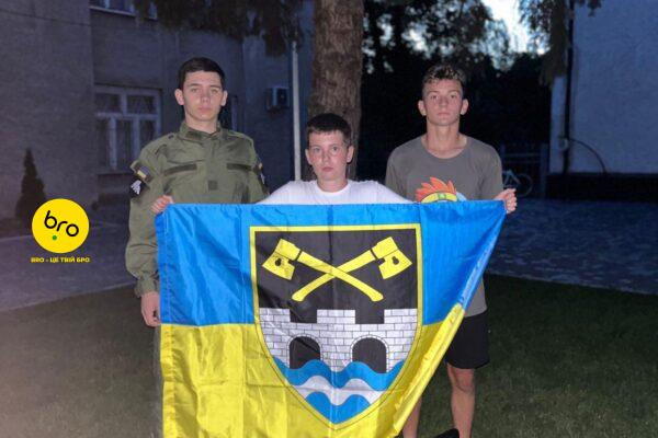 Юний виноградівець пройшов пішки 30-ти кілометровий марафон на підтримку ЗСУ