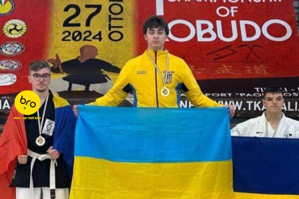 19-річний спортсмен з Іршави став Чемпіоном світу з Кобудо