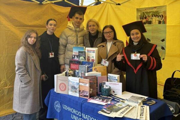 Три тисячі учасників на фестивалі кар’єри в Закарпатті: навчаємося, працюємо, маємо можливості. РЕПОРТАЖ